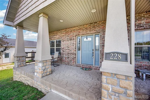 Front exterior — 228 Sweet Valley Circle Crocker Missouri real estate