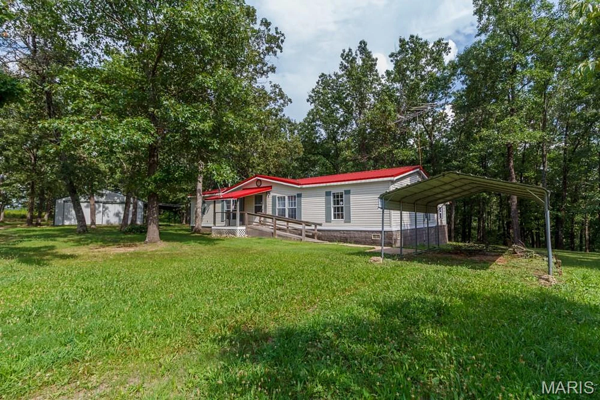 13180 HWY NN Eldridge Missouri 3 bedroom 2 bathroom home for sale listed at $284,900