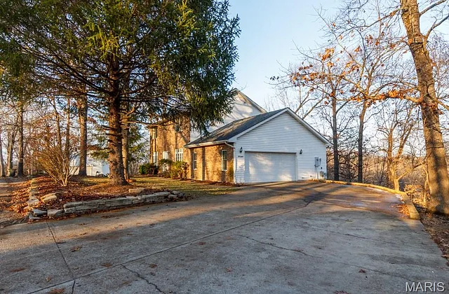 17145 Lemming Lane, St Robert MO