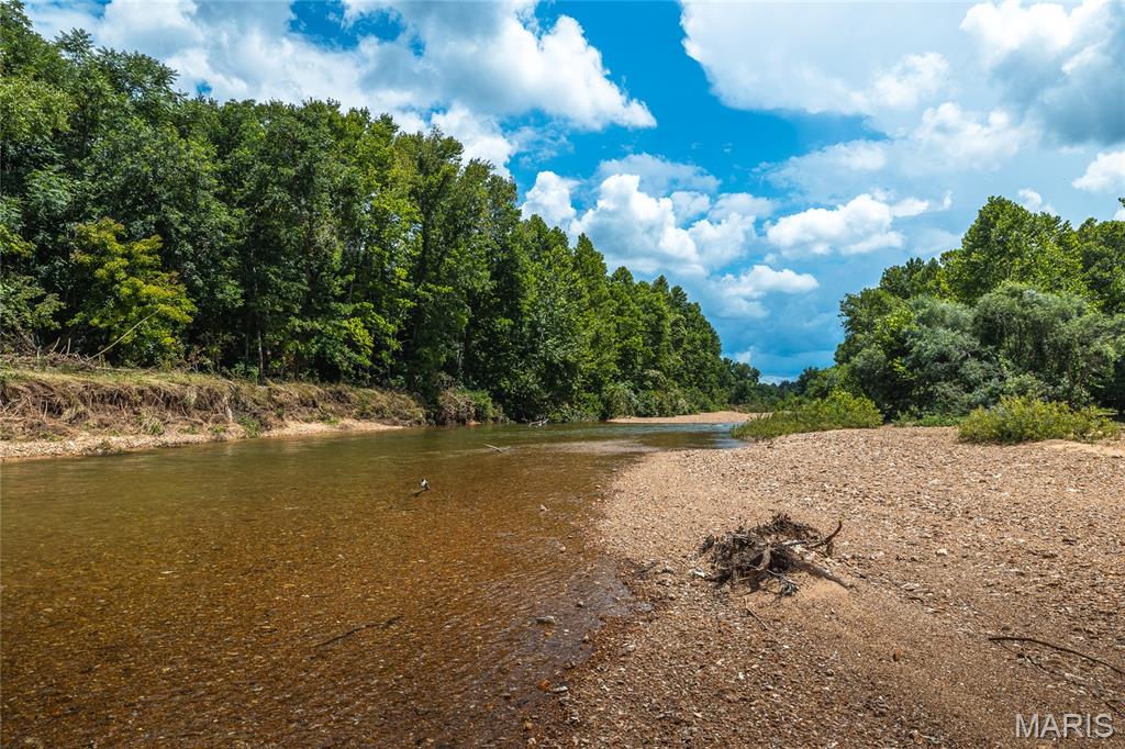 127 Huzzah Creek Road, Steelville MO real estate