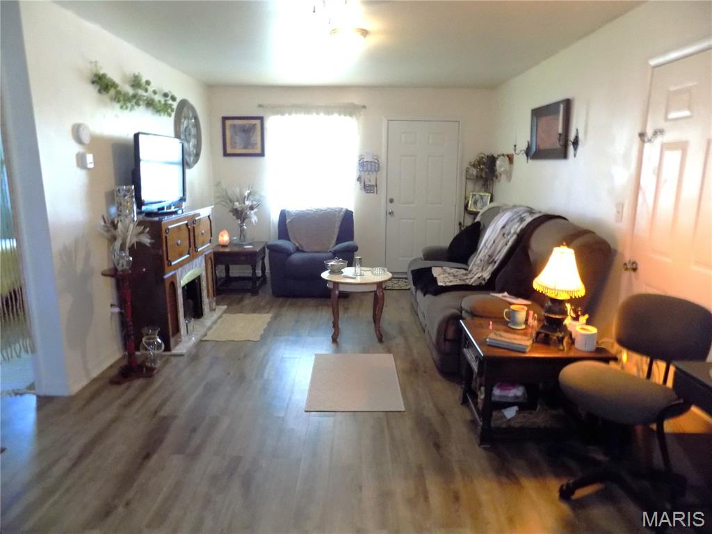 Photo 12