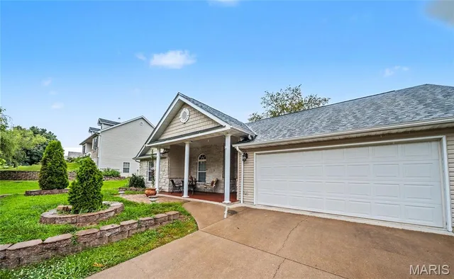 Front exterior — 10180 Summerfield Drive Rolla Missouri real estate