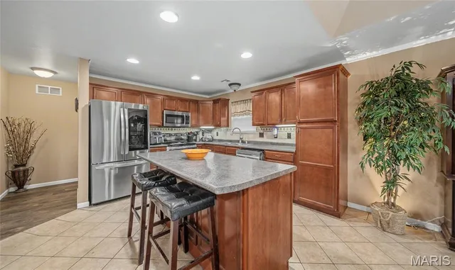 Kitchen — 10180 Summerfield Drive Rolla Missouri real estate