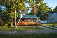 Front exterior — 906 E 6th Street Rolla Missouri real estate