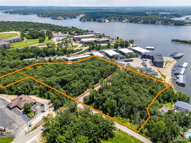 00 Vintage, Lake Ozark MO real estate