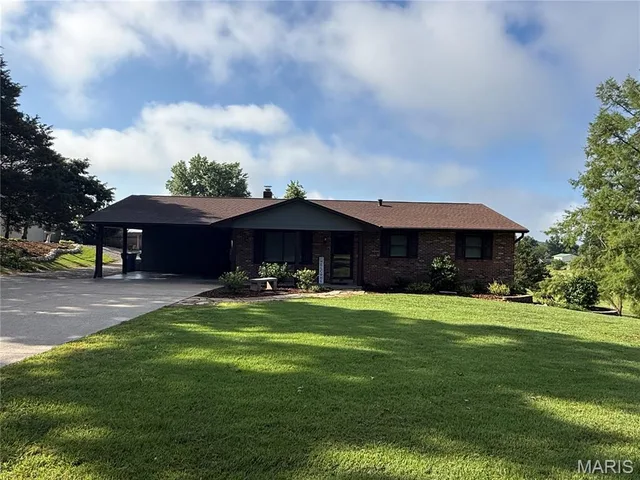3316 County Road 316, Cape Girardeau MO