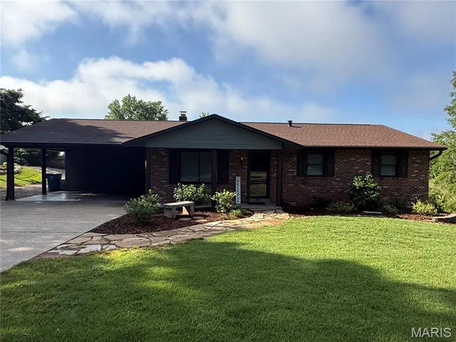Front exterior — 3316 County Road 316 Cape Girardeau Missouri real estate