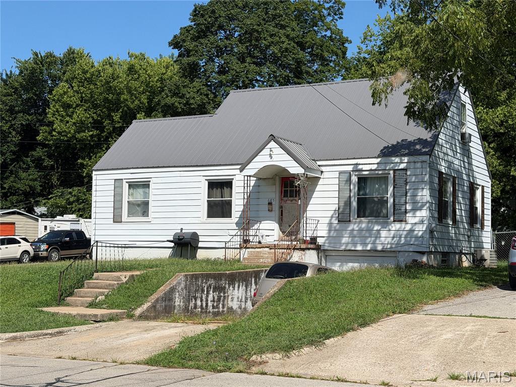 685 W 2nd Street Lebanon Missouri 3 bedroom 1 bathroom home for sale listed at $79,900