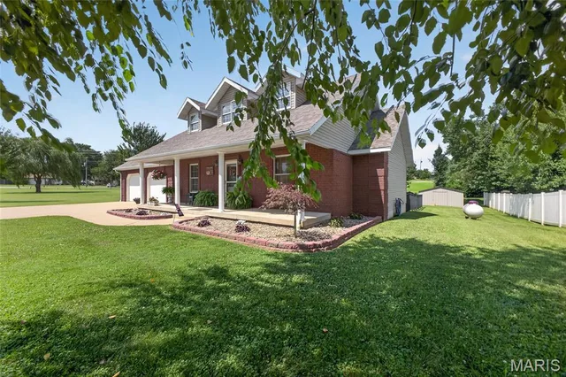 Front exterior — 1269 Quail Valley Circle Lebanon Missouri real estate