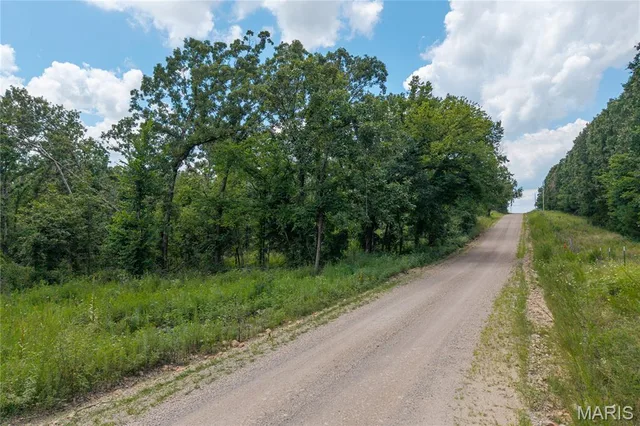 Front exterior — Tract 1 Keepsake Road Stoutland Missouri real estate