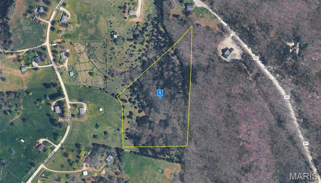 392 Country Mdw Lane, Holts Summit MO