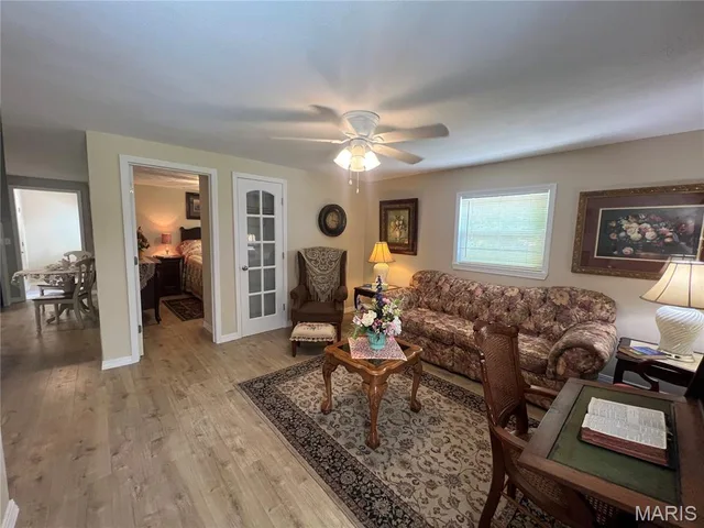 Primary bedroom — 118 Bluff Circle Waynesville Missouri real estate