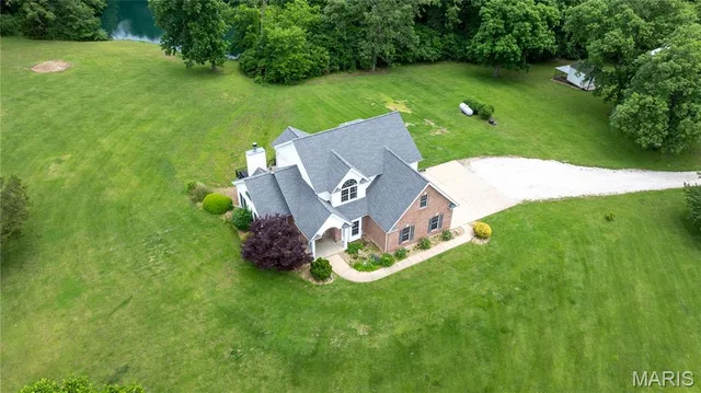 9 Buelah Drive, Troy MO
