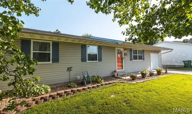 Front exterior — 505 Silver Leaf Lane Rolla Missouri real estate