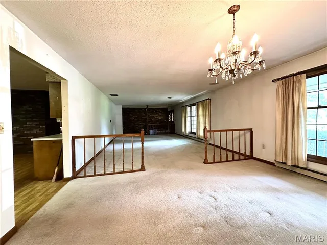 Primary bedroom — 528 Home Drive St James Missouri real estate