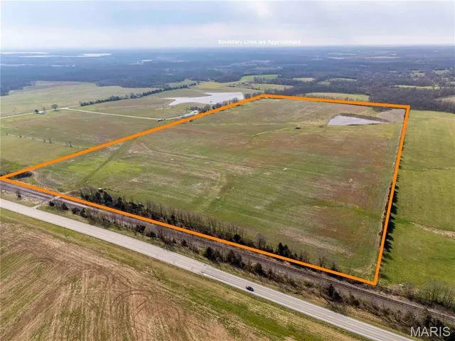 00 Highway 24, Paris MO real estate