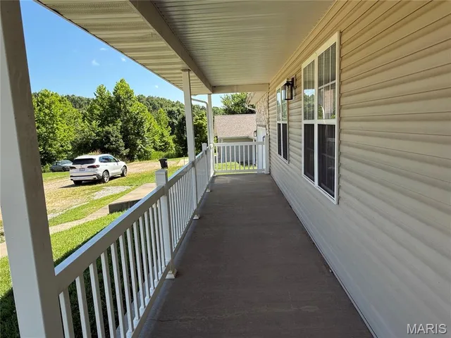 Front exterior — 16531 Hoyt St Robert Missouri real estate