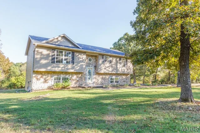 Front exterior — 24630 Taylor Lane St Robert Missouri real estate