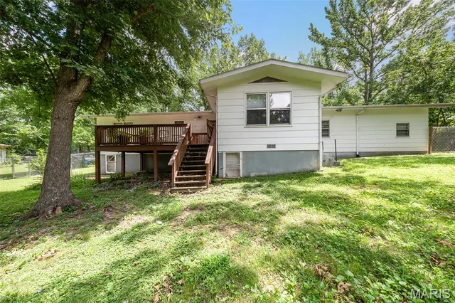 Front exterior — 435 Forest Lane St James Missouri real estate