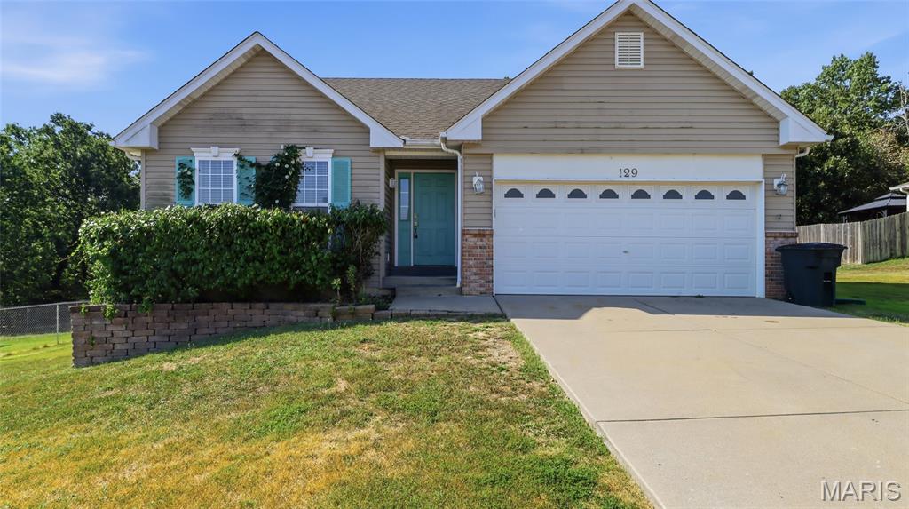 129 Kale Court St Robert Missouri 5 bedroom 3 bathroom home for sale listed at $305,000