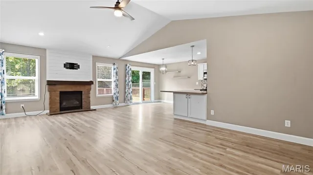 Kitchen — 129 Kale Court St Robert Missouri real estate