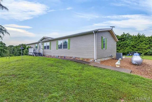 Front exterior — 6015 Centerline Drive French Village Missouri real estate