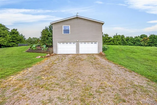 Primary bedroom — 6015 Centerline Drive French Village Missouri real estate