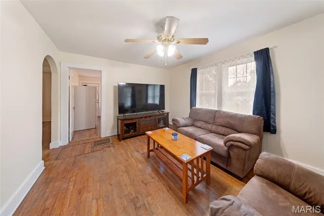 Kitchen — 207 S Olive Street Rolla Missouri real estate