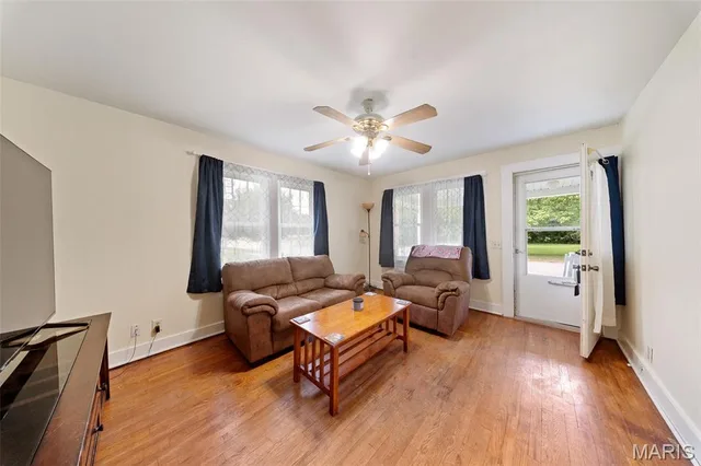 Primary bedroom — 207 S Olive Street Rolla Missouri real estate