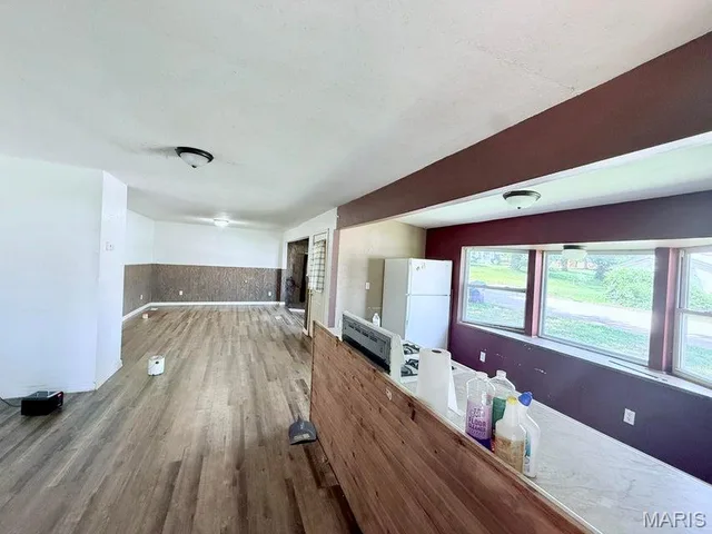 Living room — 304 Ozark Street Houston Missouri real estate