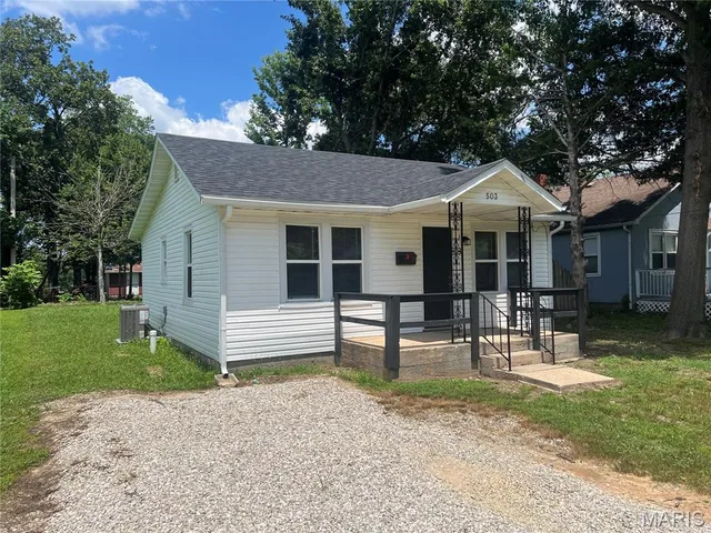 Front exterior — 503 Hood Street Lebanon Missouri real estate