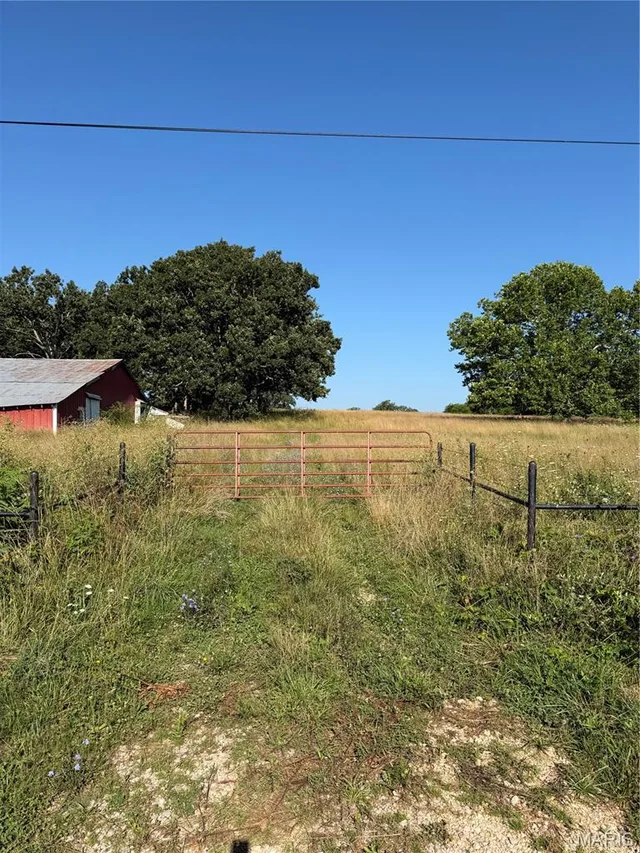 Primary bedroom — Lot A 1621 County Road 3260 Salem Missouri real estate