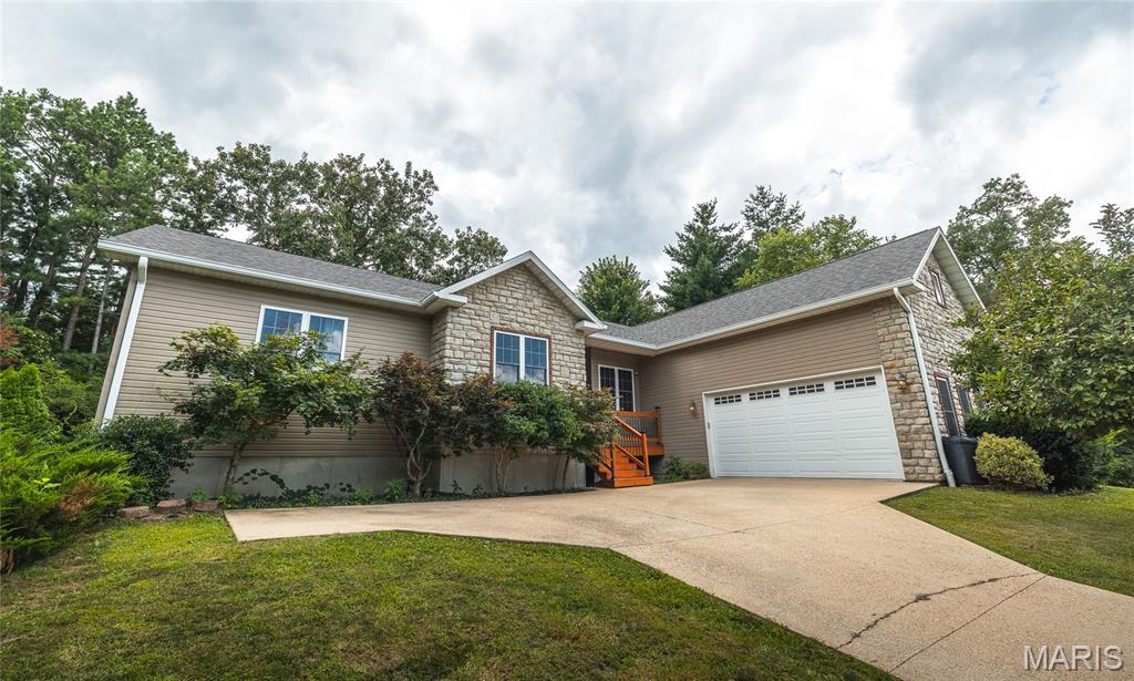 10470 Pine Needle Circle Rolla Missouri 4 bedroom 4 bathroom home for sale listed at $419,000