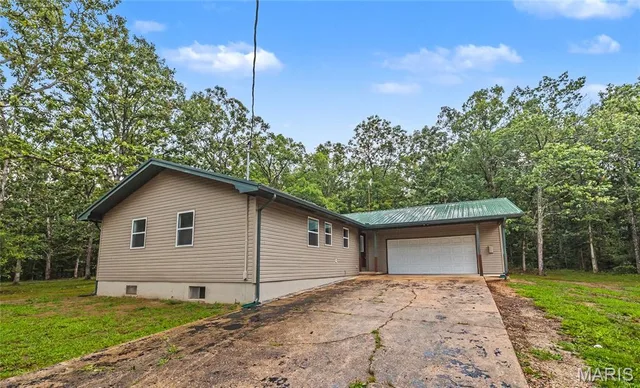 Front exterior — 222 County Road 3090 Salem Missouri real estate
