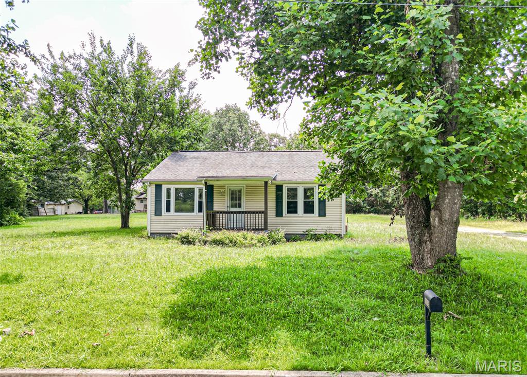 1113 Hess Avenue Rolla Missouri 2 bedroom 1 bathroom home for sale listed at $119,000