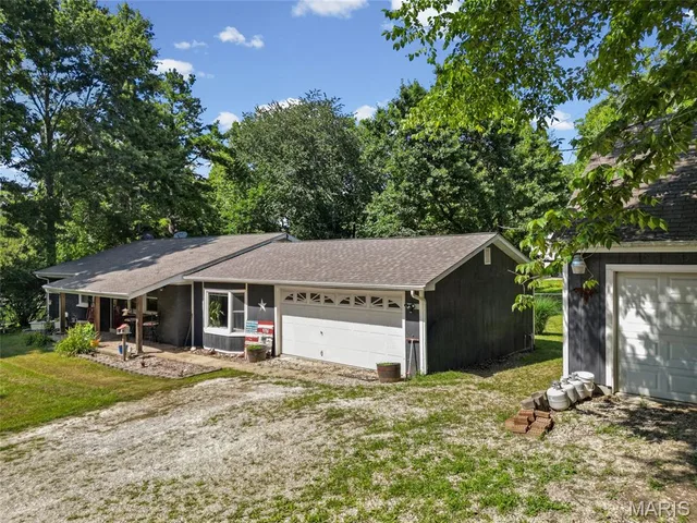 Kitchen — 9175 Jones Creek Road Dittmer Missouri real estate