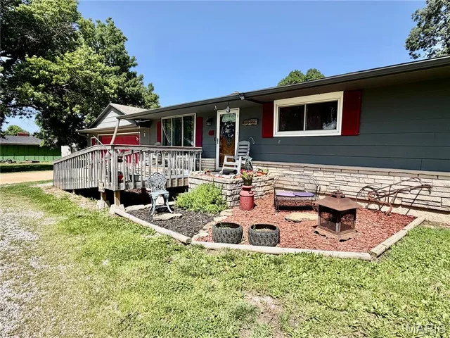 Front exterior — 1146 Tower Road Lebanon Missouri real estate