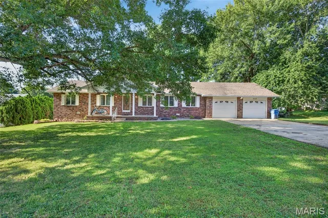 603 Birchbark Lane, Lebanon MO