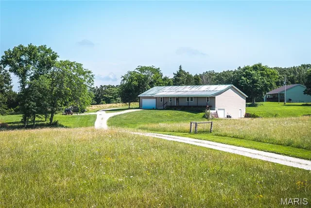 Front exterior — 11875 County Road 5220 Rolla Missouri real estate