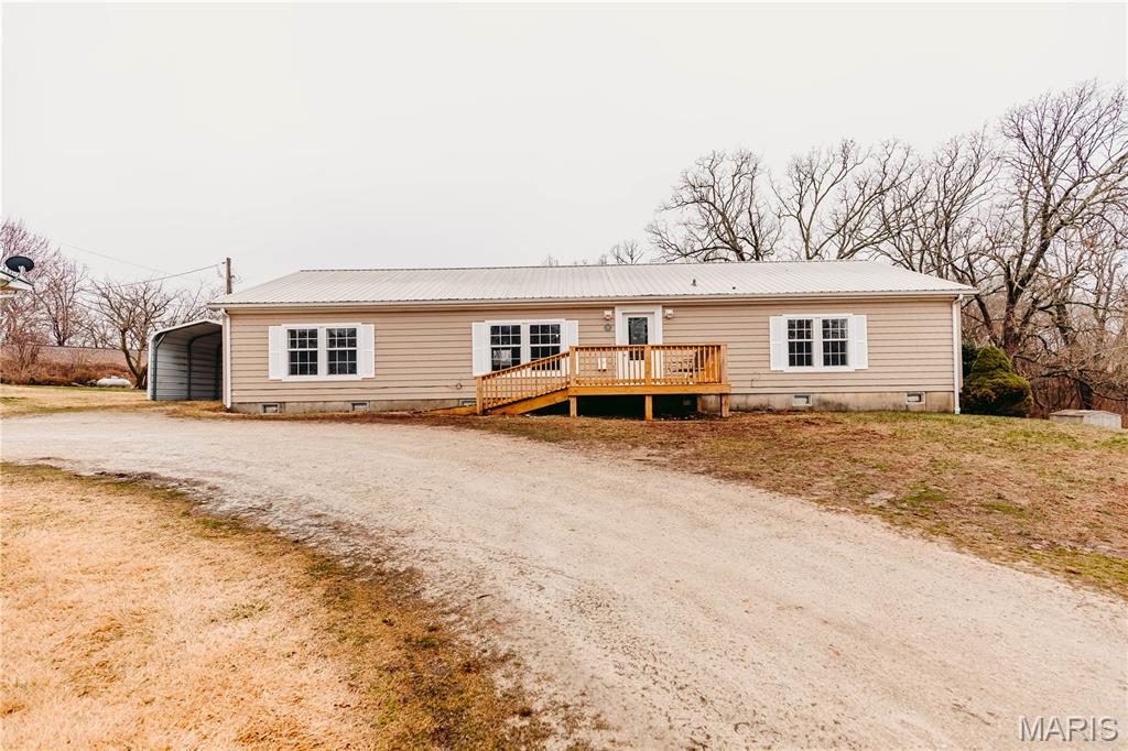 215 E 5th Street Dixon Missouri 3 bedroom 2 bathroom home for sale listed at $180,000