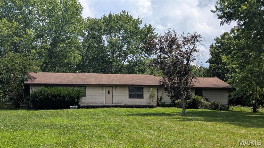 12352 W Highway 32 Salem Missouri home for sale listed at $274,900