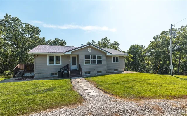 Front exterior — 27760 Highway U Crocker Missouri real estate