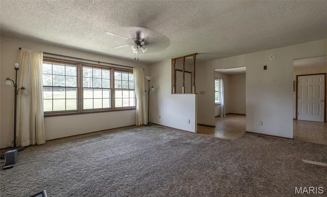 Primary bedroom — 27760 Highway U Crocker Missouri real estate