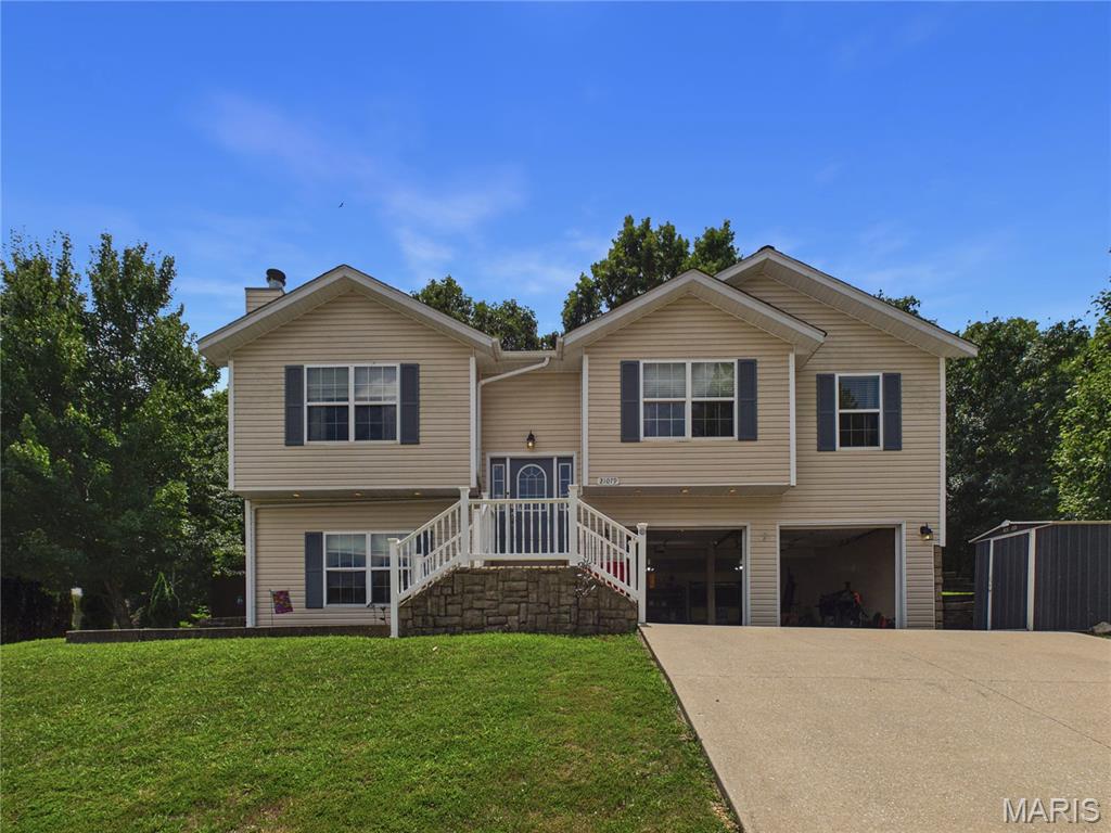 21079 Hideaway Lane St Robert Missouri 4 bedroom 3 bathroom home for sale listed at $274,900