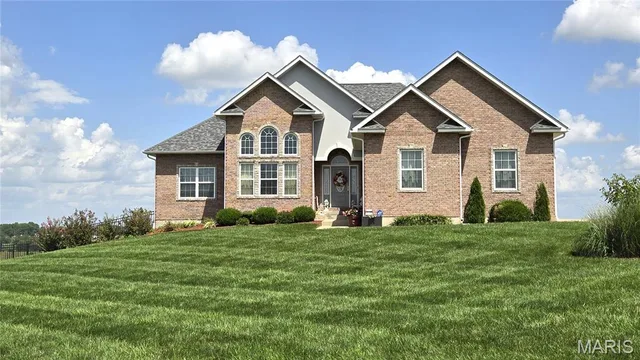 Front exterior — 13300 Sterling Hills Drive Rolla Missouri real estate