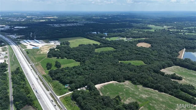 Kitchen — 50.84 Acres Veterans Memorial Parkway Unincorporated Missouri real estate