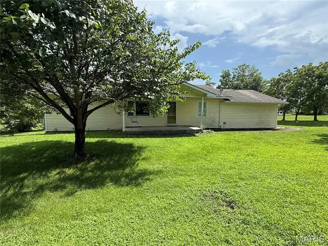 12376 Biram Drive, Plato MO