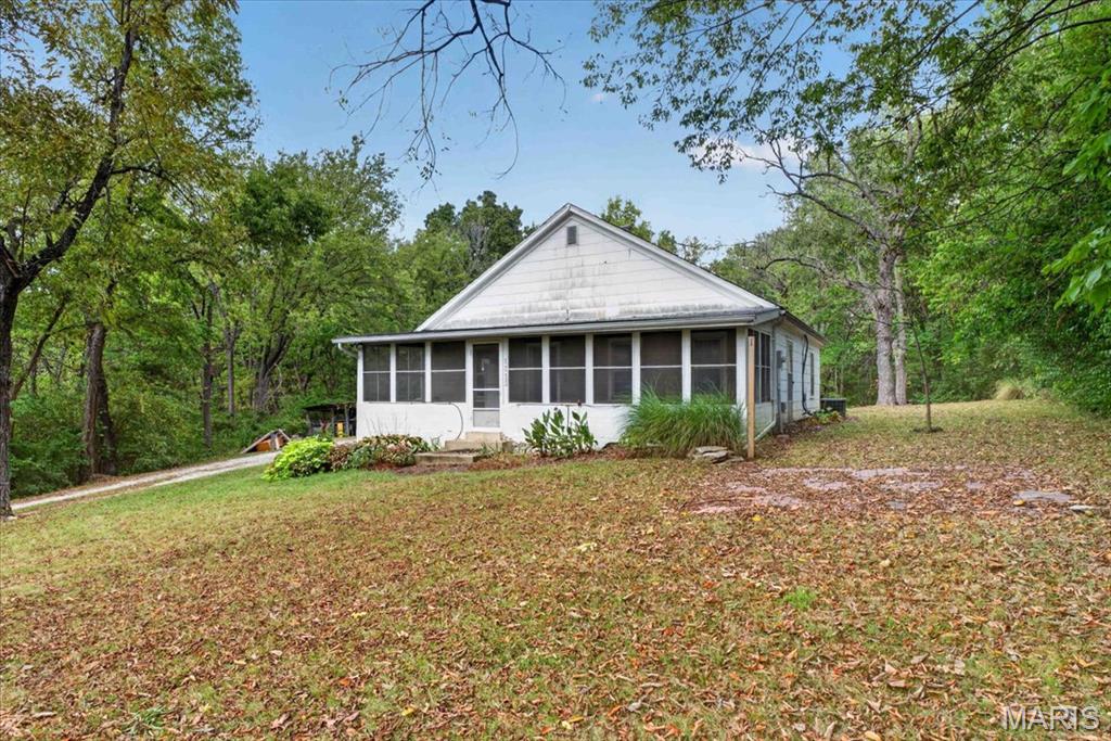 1765 Grothe Road Flint Hill Missouri 2 bedroom 1 bathroom home for sale listed at $425,000