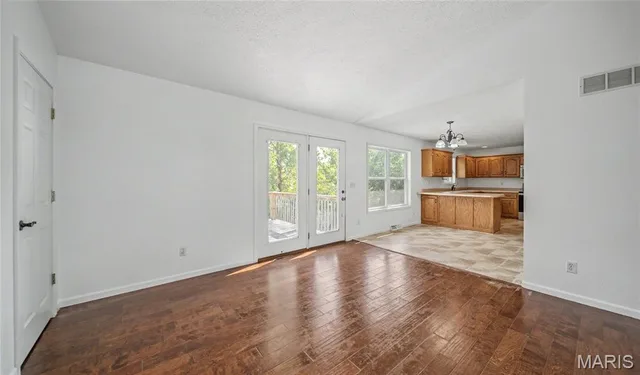 Primary bedroom — 162 Sawmill Road St Robert Missouri real estate