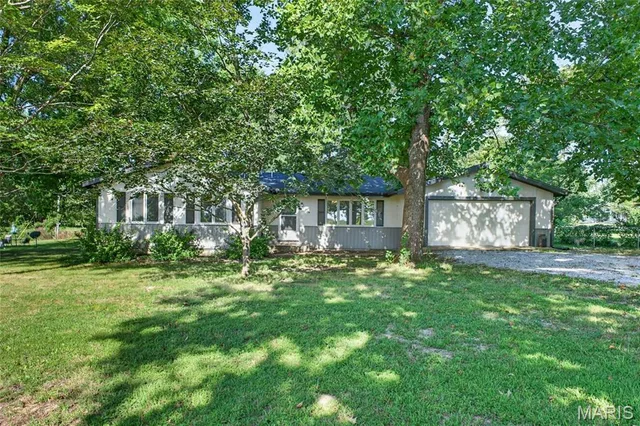 16998 Kneedler Street, Lebanon MO